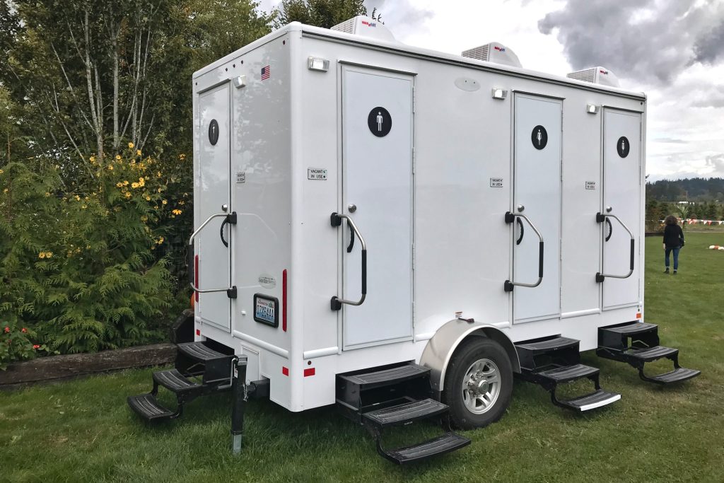 Bathroom Rental